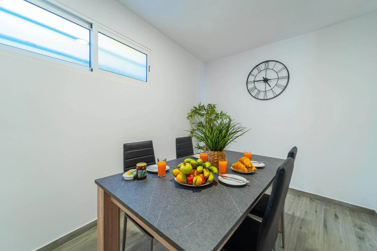 Ajuda Cozy House