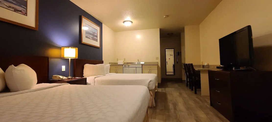 Empire Inn & Suites