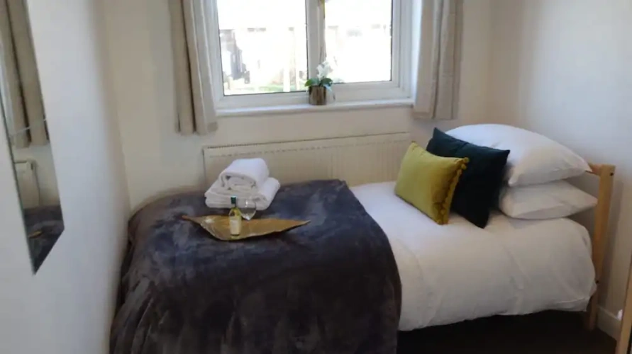 1 Bedroom Comfort Single room