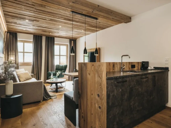 1 Bedroom Superior Apartment