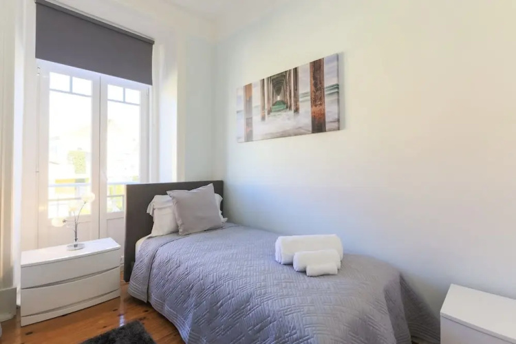Airy Lapa 2 BR River and Bridge Views AC