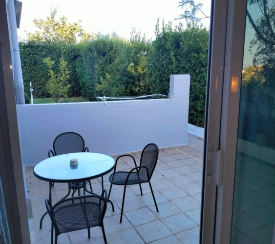 1 Bedroom Apartment with garden view