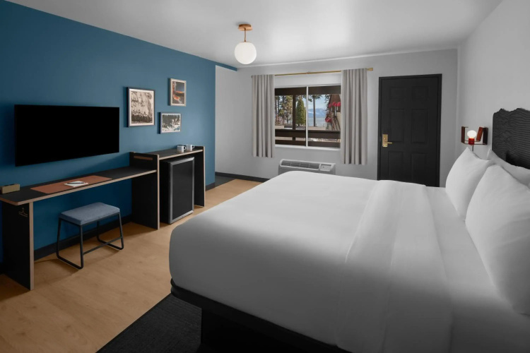 evo Tahoe City Hotel
