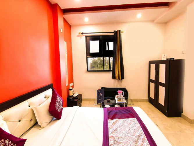 Oyo Flagship Bridge View Hotel