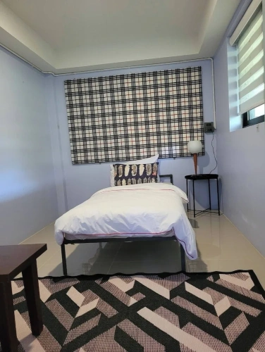 6 Bedrooms Villa