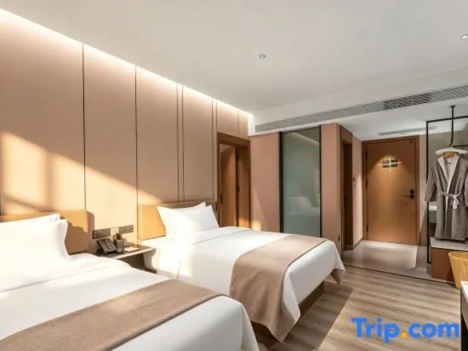 Twin Family Suite