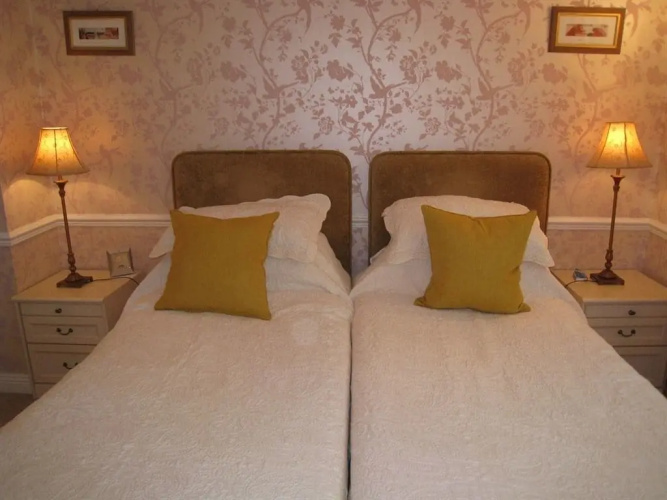 Mount Pleasant Hotel