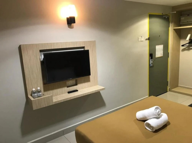 Living At Dsulaiman