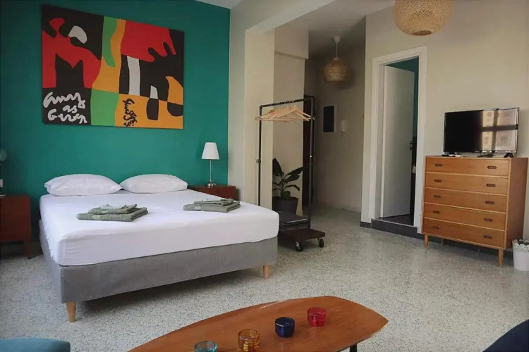 Central urban studio A