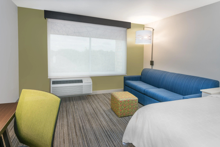 Holiday Inn Express Missouri City West photo 7