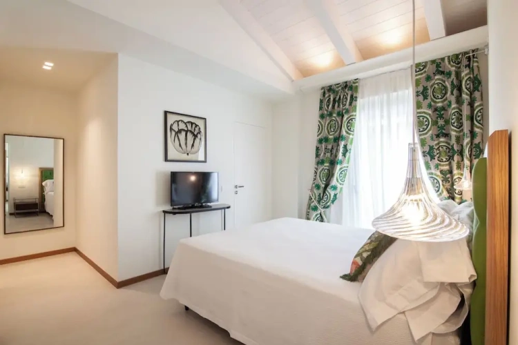 Standard Double room with balcony and with pool view