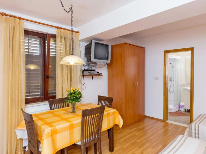 Apartments Niksa
