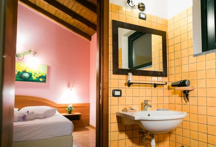 Superior Double room with balcony and with garden view
