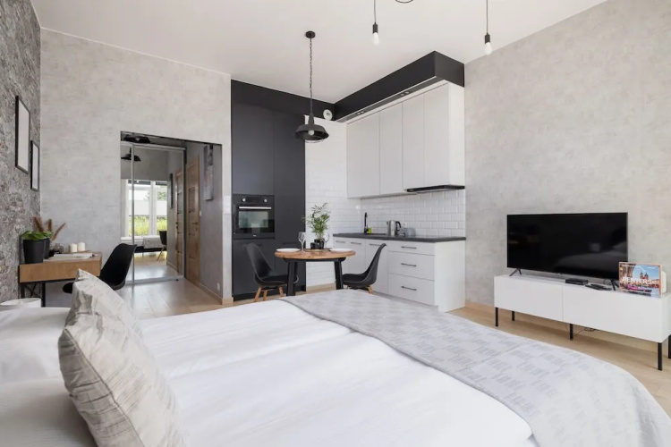 Krakow Studio With Terrace by Renters