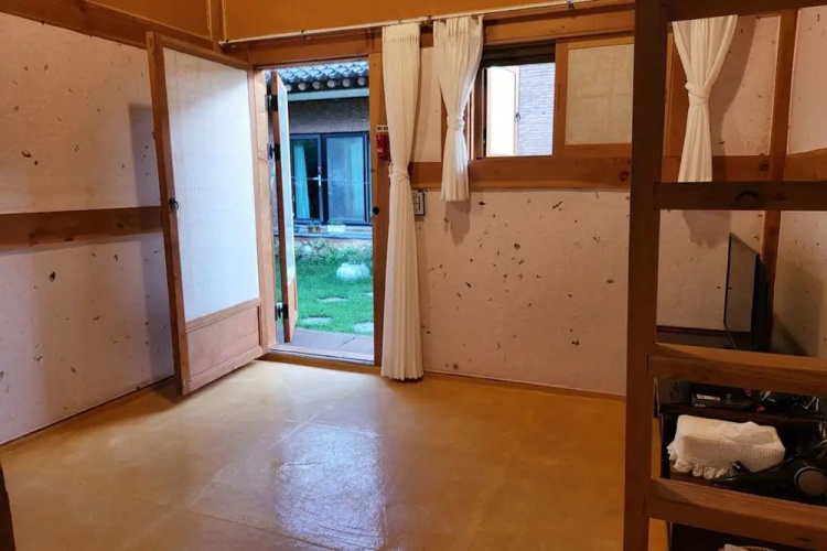 Hanok goeul