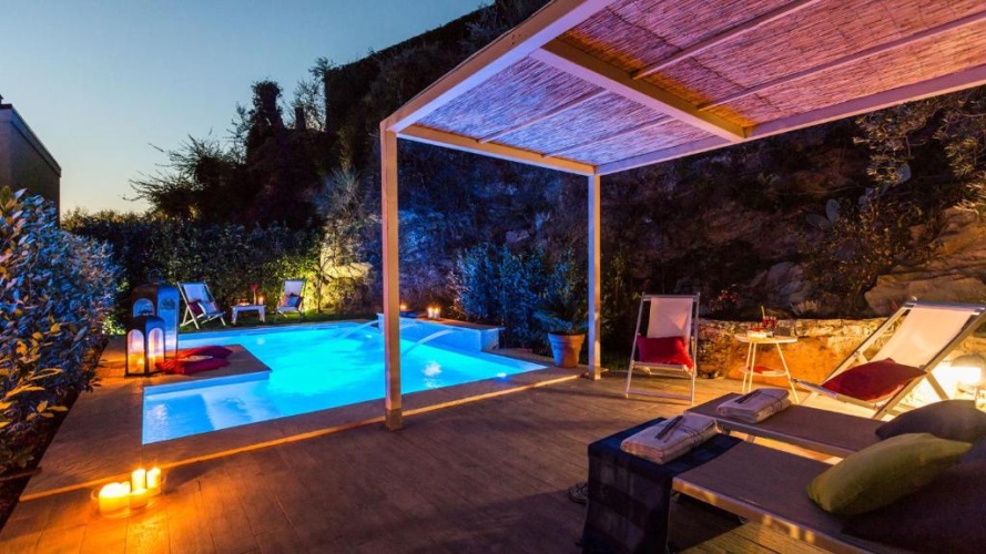 3 Bedrooms Villa