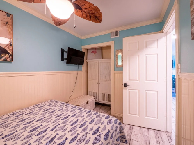 The Beachy Ladybug by Ryson Vacation Rentals