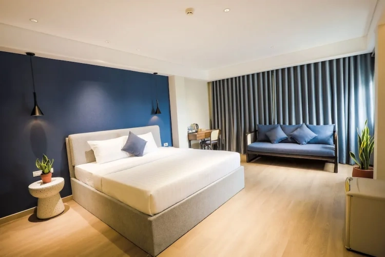 Deluxe room with city view