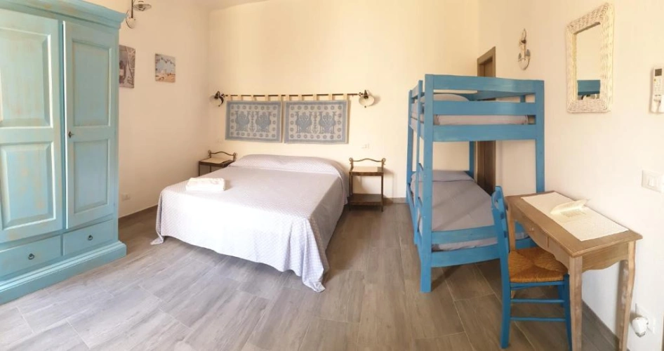 Standard Quadruple room