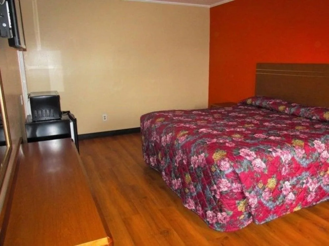 Regency Inn