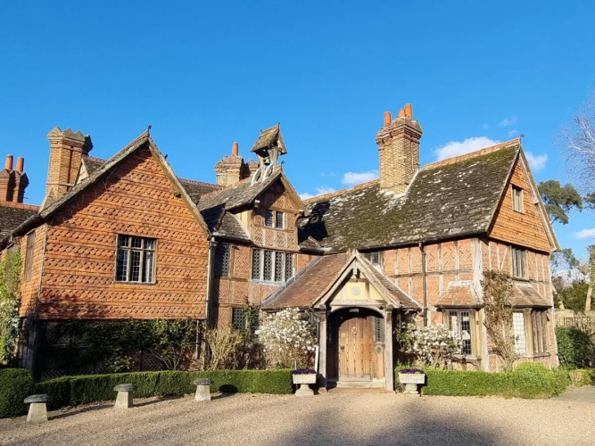 Langshott Manor