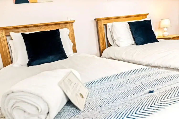 Olive Tale - From 225 Per Night