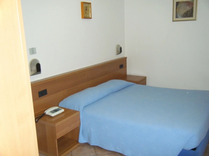 1 Bedroom Standard Apartment with mountain view