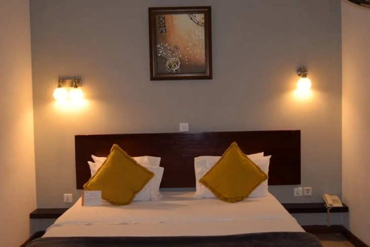 2 Bedrooms Comfort Apartment with city view