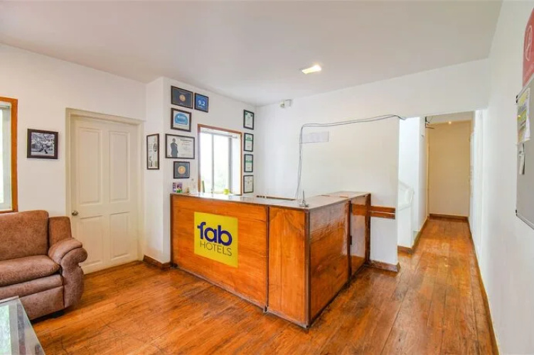 Fabhotel Silver Nest