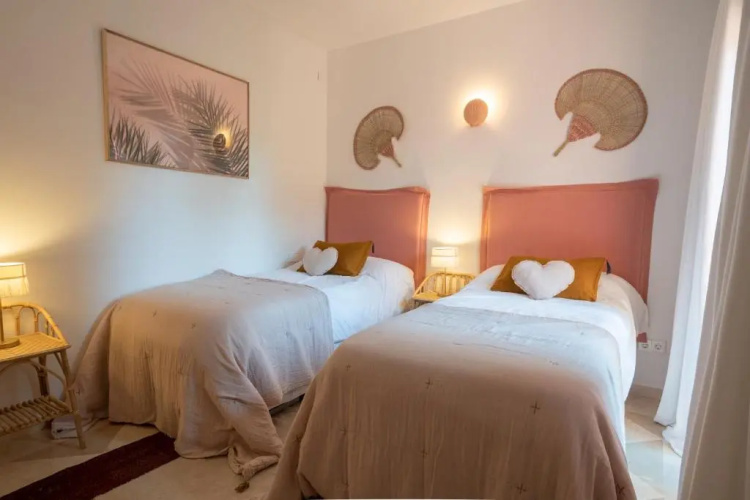 3+1 bed apartment, 100m away from the beach