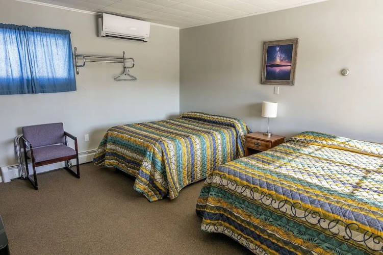 Brookside Inn