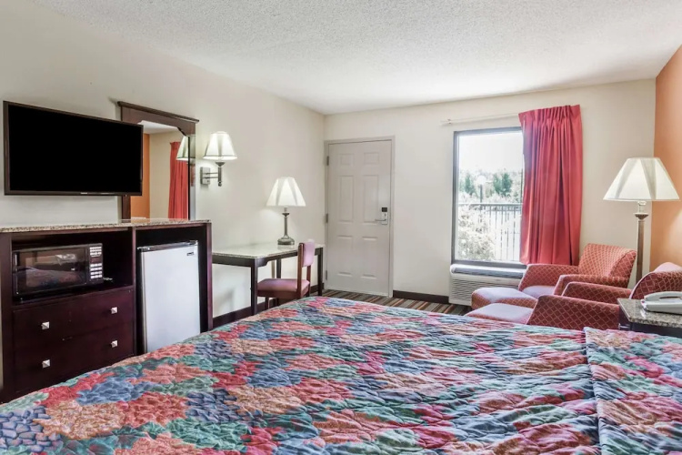 Days Inn Sanford