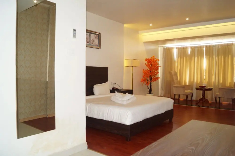 Shiva Inn