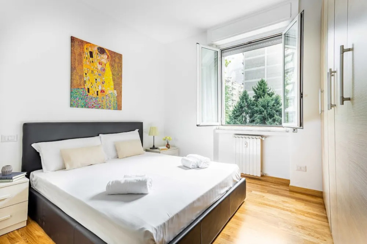 JOIVY Adorable Flat W/ Balcony