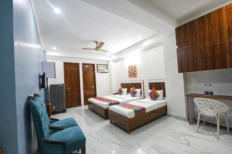 Standard Family room