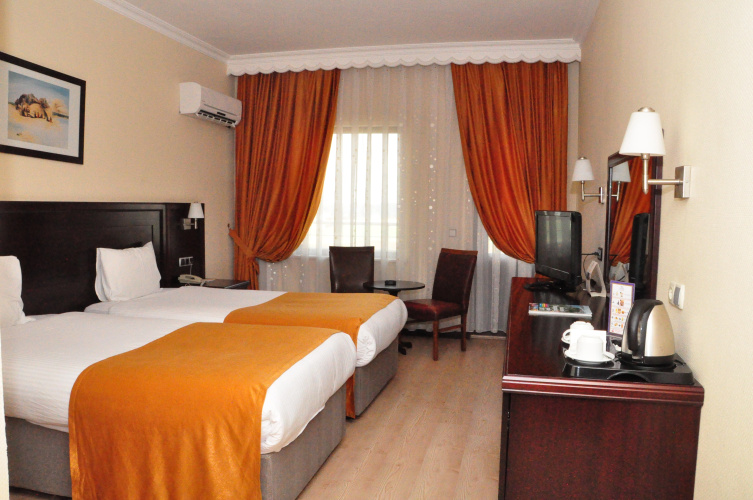 Eser Diamond Hotel & Convention Center