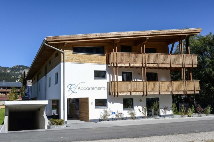 2 Bedrooms Apartment