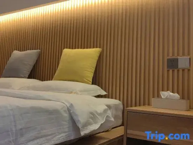 M Houzi Hotel