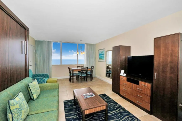 Hollywood Beach Tower