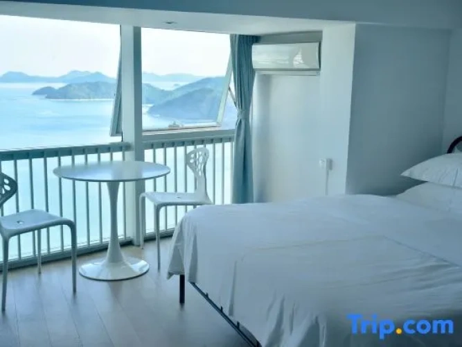 2 Bedrooms Double Duplex Suite with view