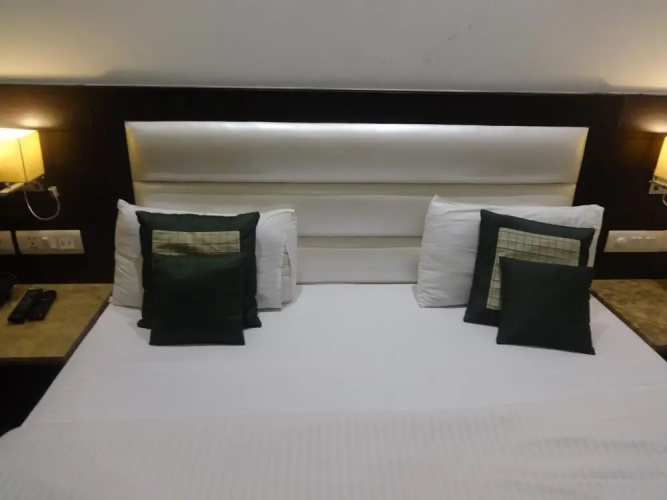 Hotel Chanchal Continental