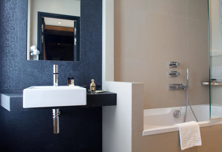 Hotel Marceau Champs Elysees