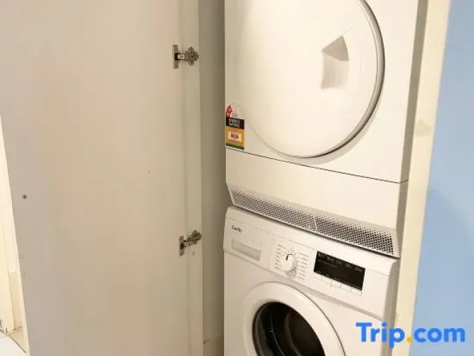 1 Bedroom Deluxe Double Apartment