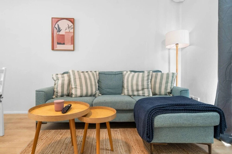 Zen Crescent Sanctuary Cozy - Modern - Unique