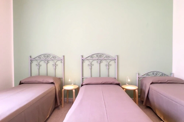 2 Bedrooms Villa