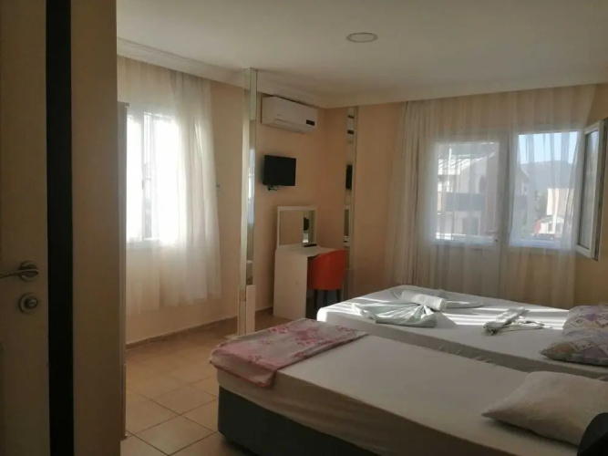 Mandarin Beach Otel