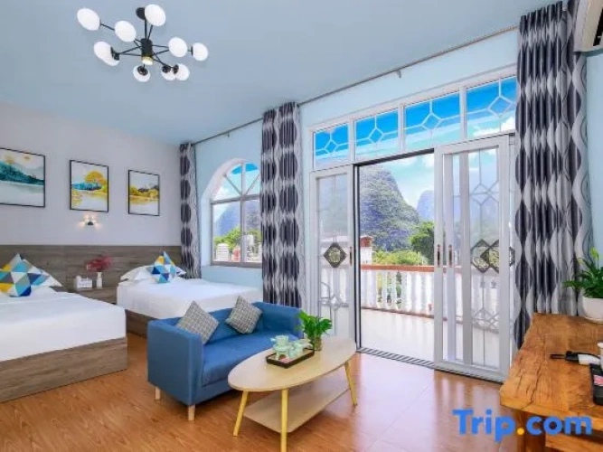 Standard Double room with balcony and with mountain view
