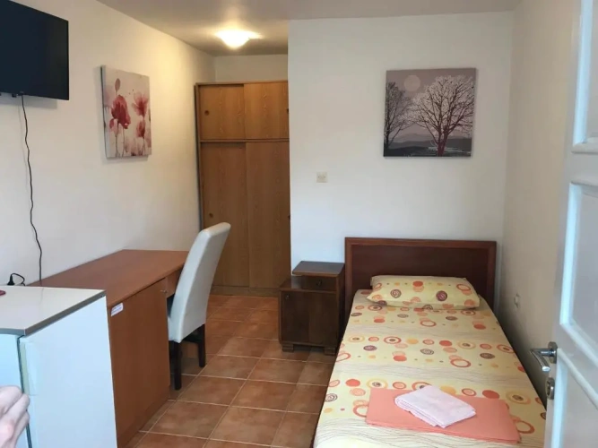 Standard Single room