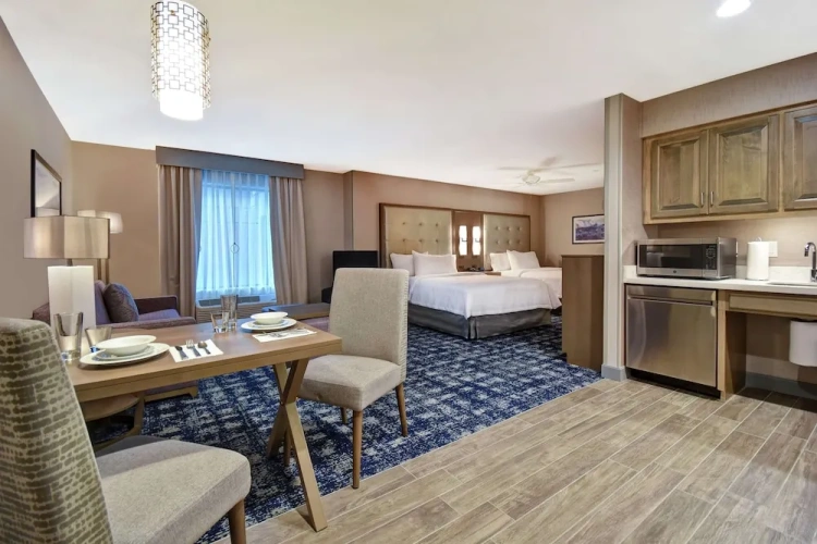 Quadruple Suite