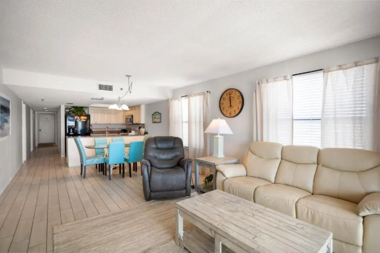 405 Beach Place Condos